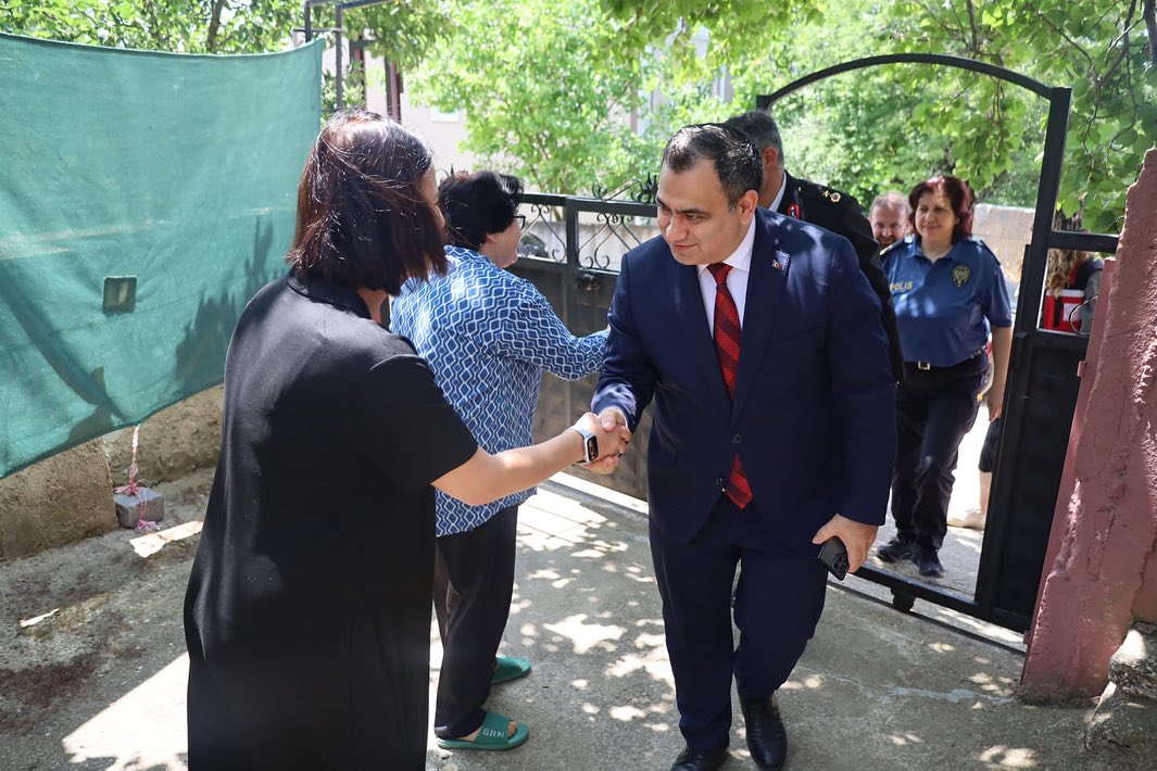Kaymakam BALABAN, Kurban Bayramı münasebetiyle Gazi Ailelerimize ziyarette bulundu…
