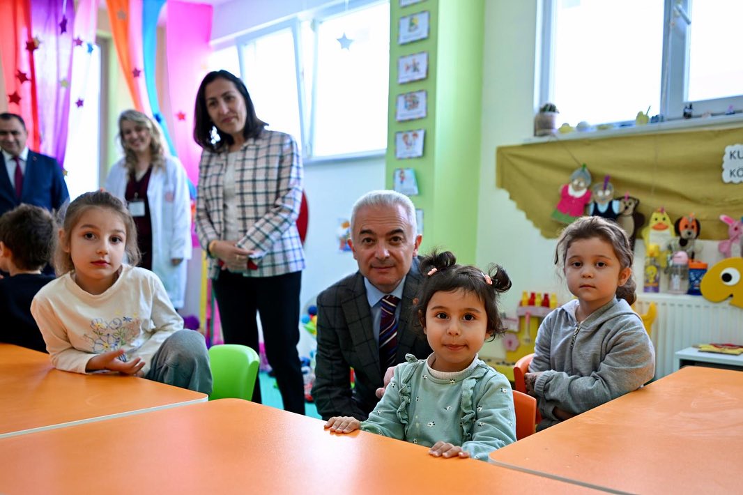 Valimiz Sayın Uğur Turan, kıymetli eşi Nihal Turan Hanımefendi ile birlikte Vize Sosyal Dayanışma Merkezini (SODAM) ziyaret ettiler.